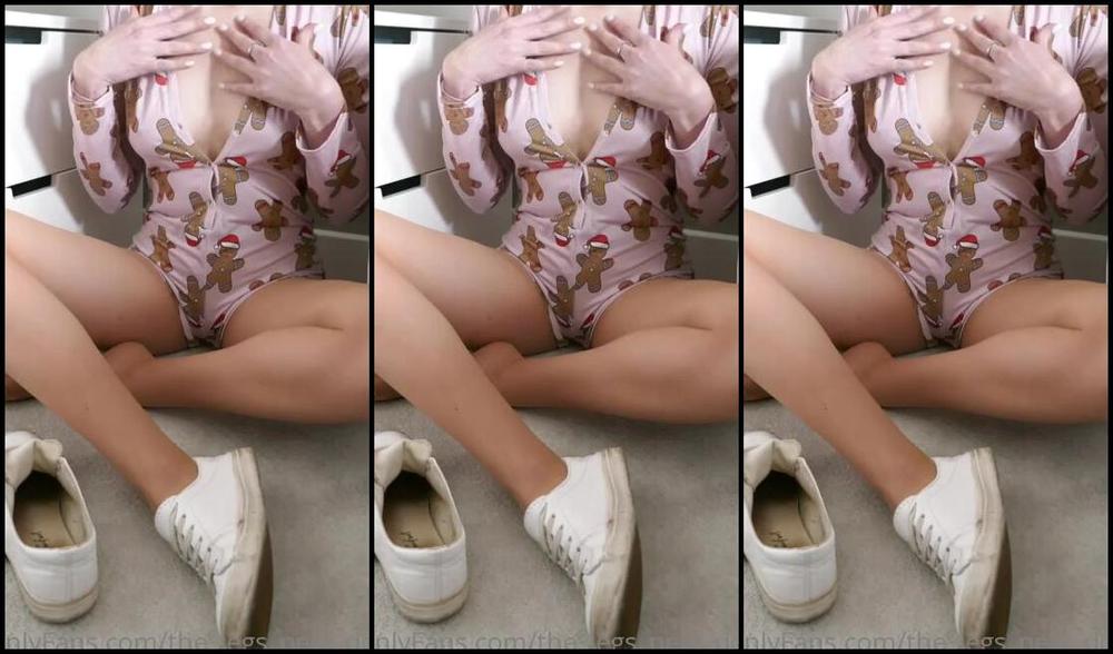 The Legs Next Door Nicknamed The Legs Next Door Onlyfans Nothing Better Than Being Nice And Cosy In My Bedroom With My Smelly Nylons And Worn Shoes