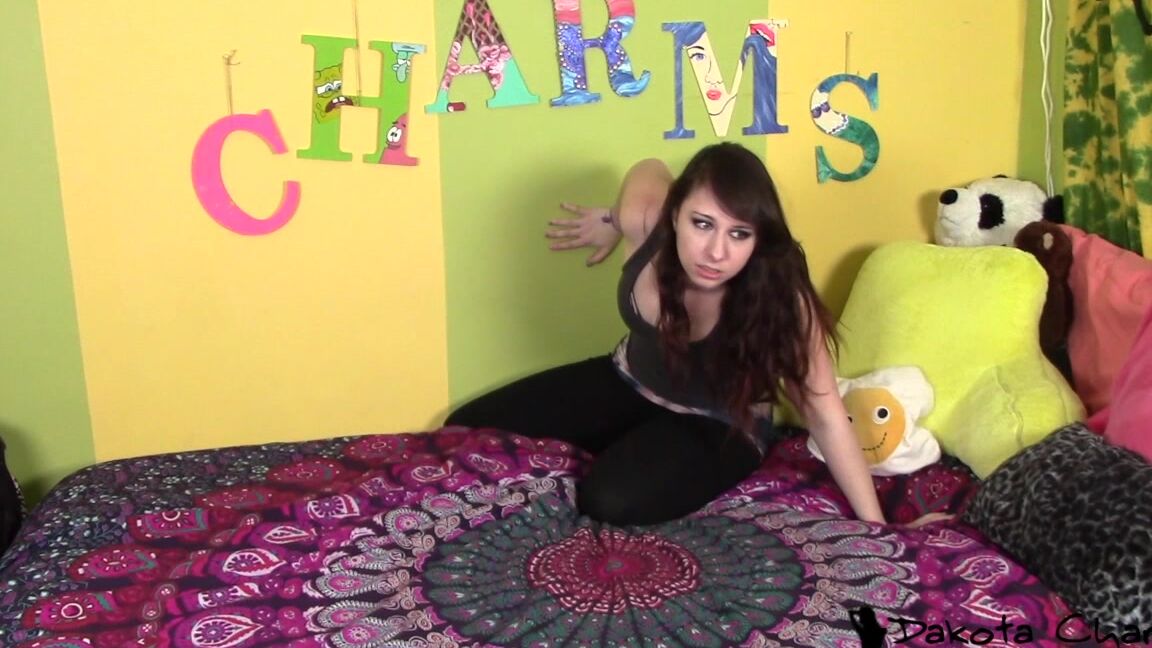 Dakotacharmsxxx Sucks To Get Stuck