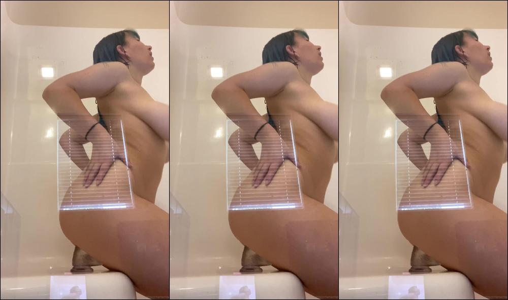 Bigtittygothegg Hi I M Just Uploading This In A Higher Resolution Because I Didn T Realize How Bad Th