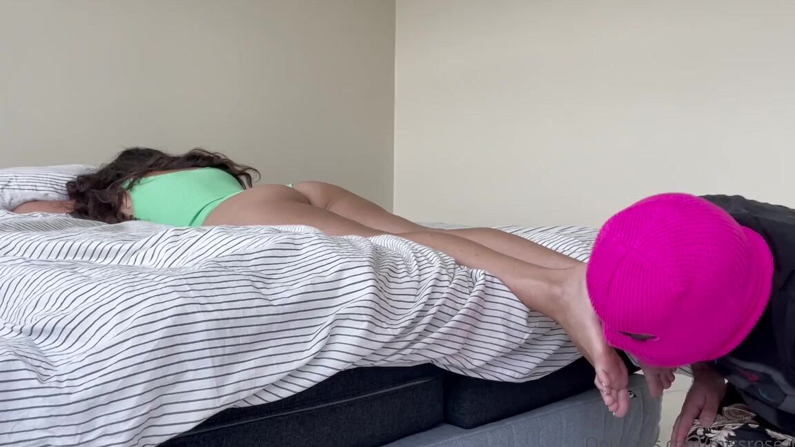 Missrose Heels Onlyfans I Actually Fell Asleepso The Video Is 17 Minutes Of Me Sleeping While Arabfootsoldier Is Licking