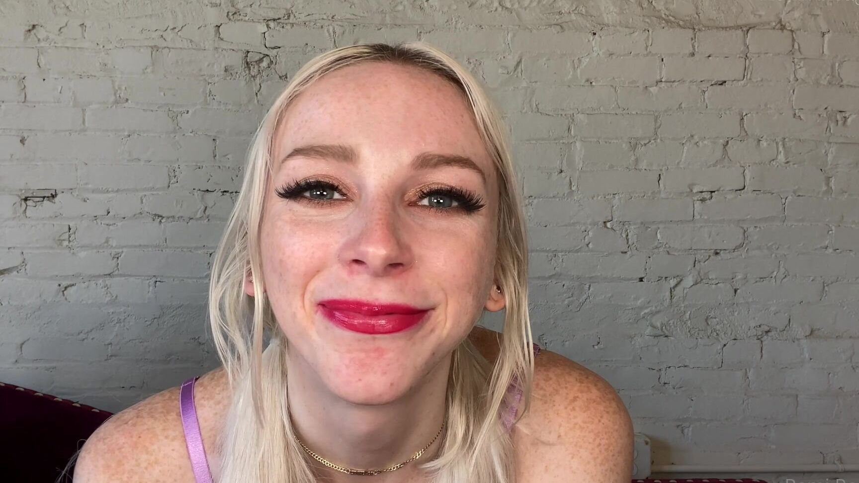 Remireagan Face Fetish Needy Girlfriend Wants Cum Tribute