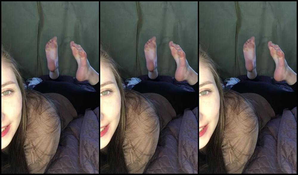 Delilah Nicknamed Footiesfeets Onlyfans Soles In The Pose