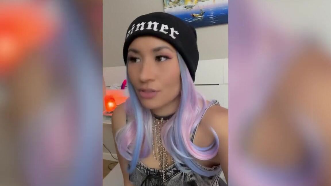 Goddess Mercy Aka Funaussiefilms Onlyfans I Love The Way These Leather Pants Make A Perfect Seal Across Your Face So Youp