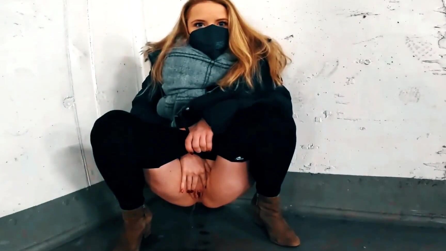 Mia Adler - Extrem versaute Shopping-Tour - Privater gehts nicht Teil 1 MyDirtyHobby