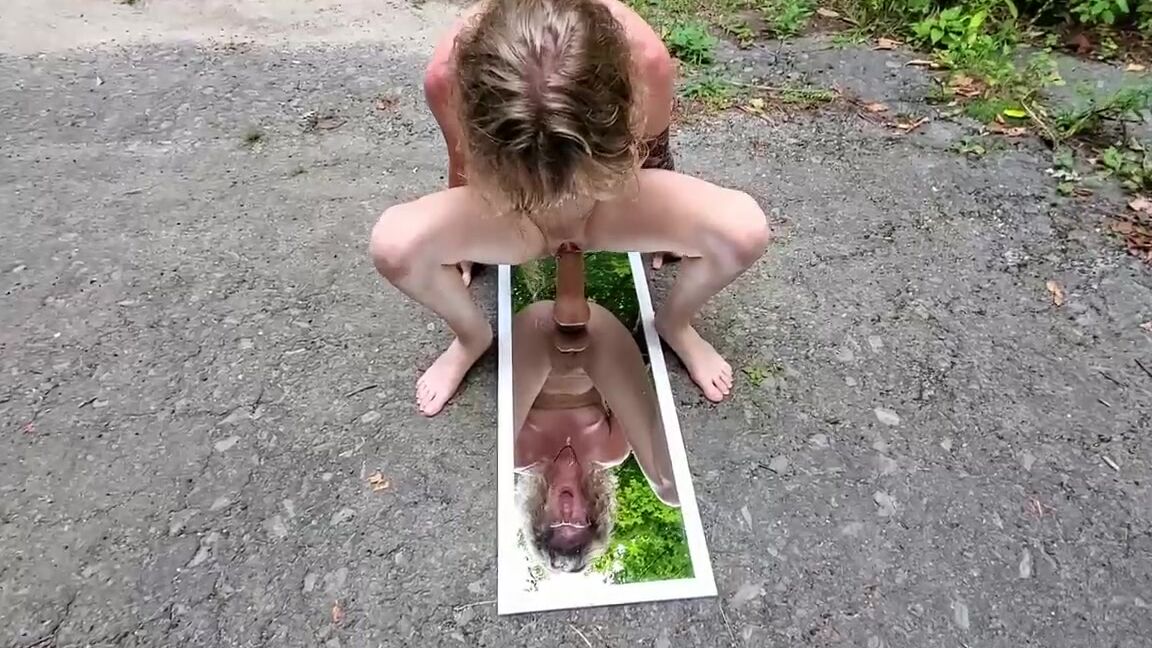 Sarahissoaked This Thing Is Huge And I Had A Fun Time Riding It My Tight Pussy