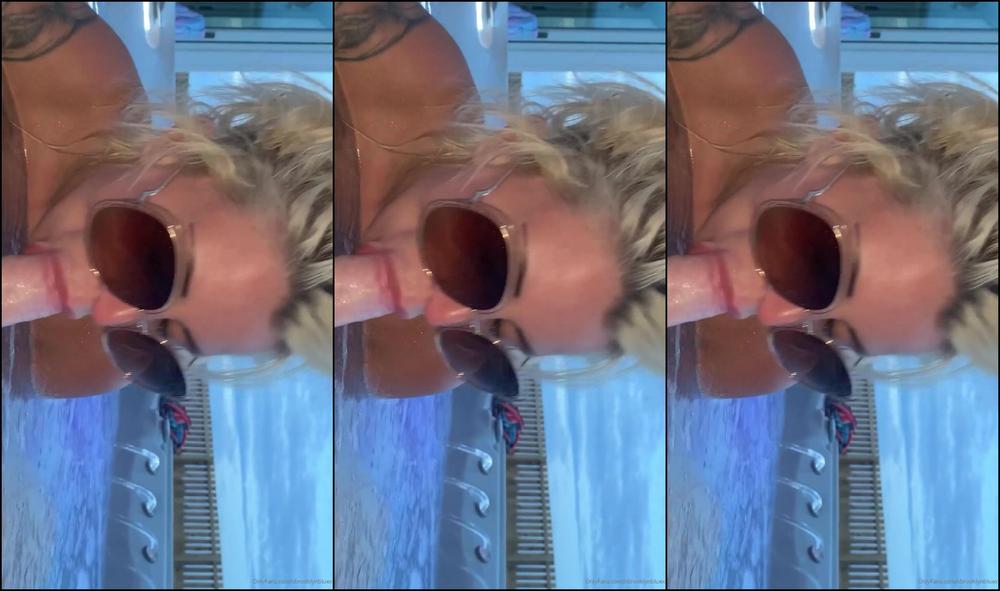 Xbrooklynbluex Morning Blowjob N Swim