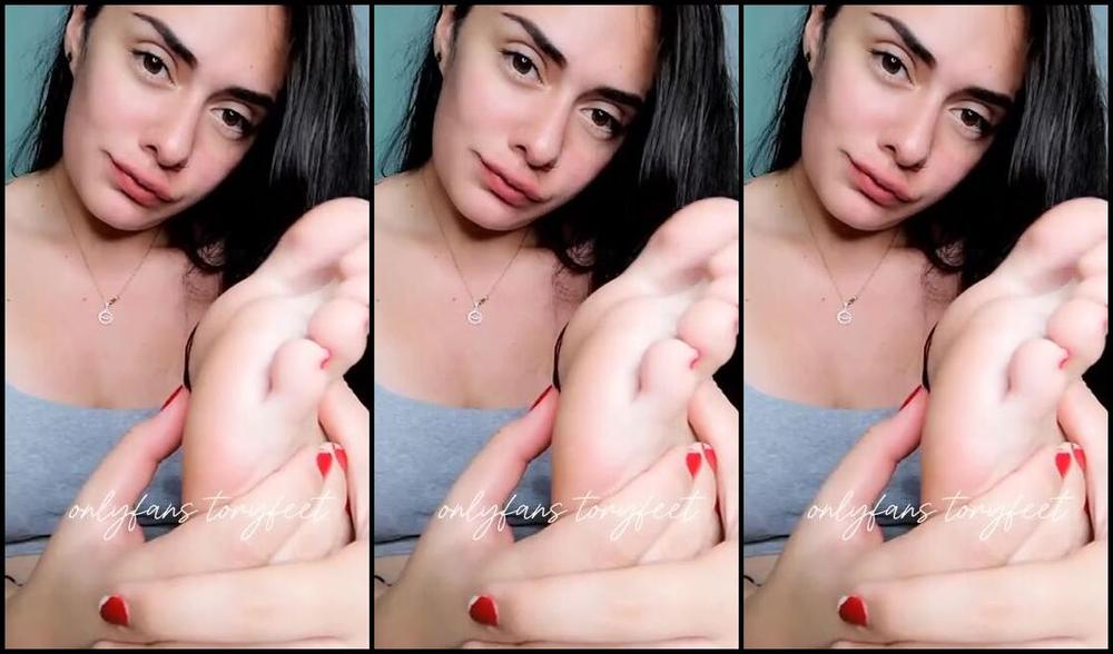 Victoria Feet Nicknamed Toryfeet Onlyfans Omg I Forgot To Wear Panties I Was Distracted By The Desire To Suck My Toes