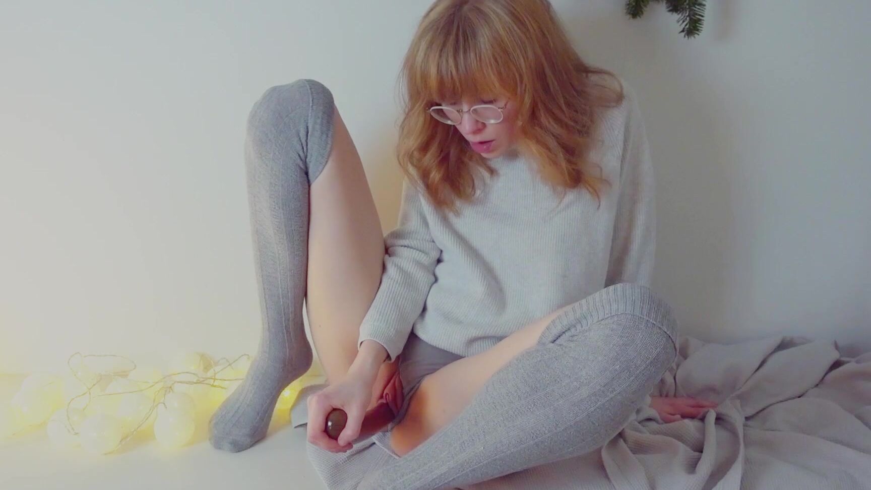 Sweater Fetish, Dildo Fucking, Orgasms, Solo masturbation, Redhead mai fynn winters cum ManyVids
