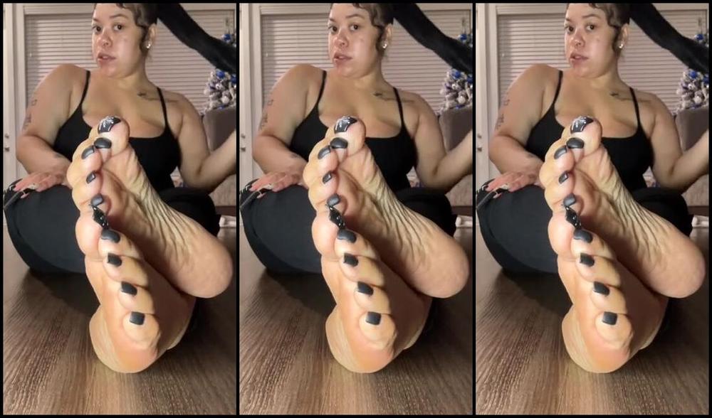 Goddess Yanna Aka Solesofyanna Onlyfans Guaranteed To Make You Cum