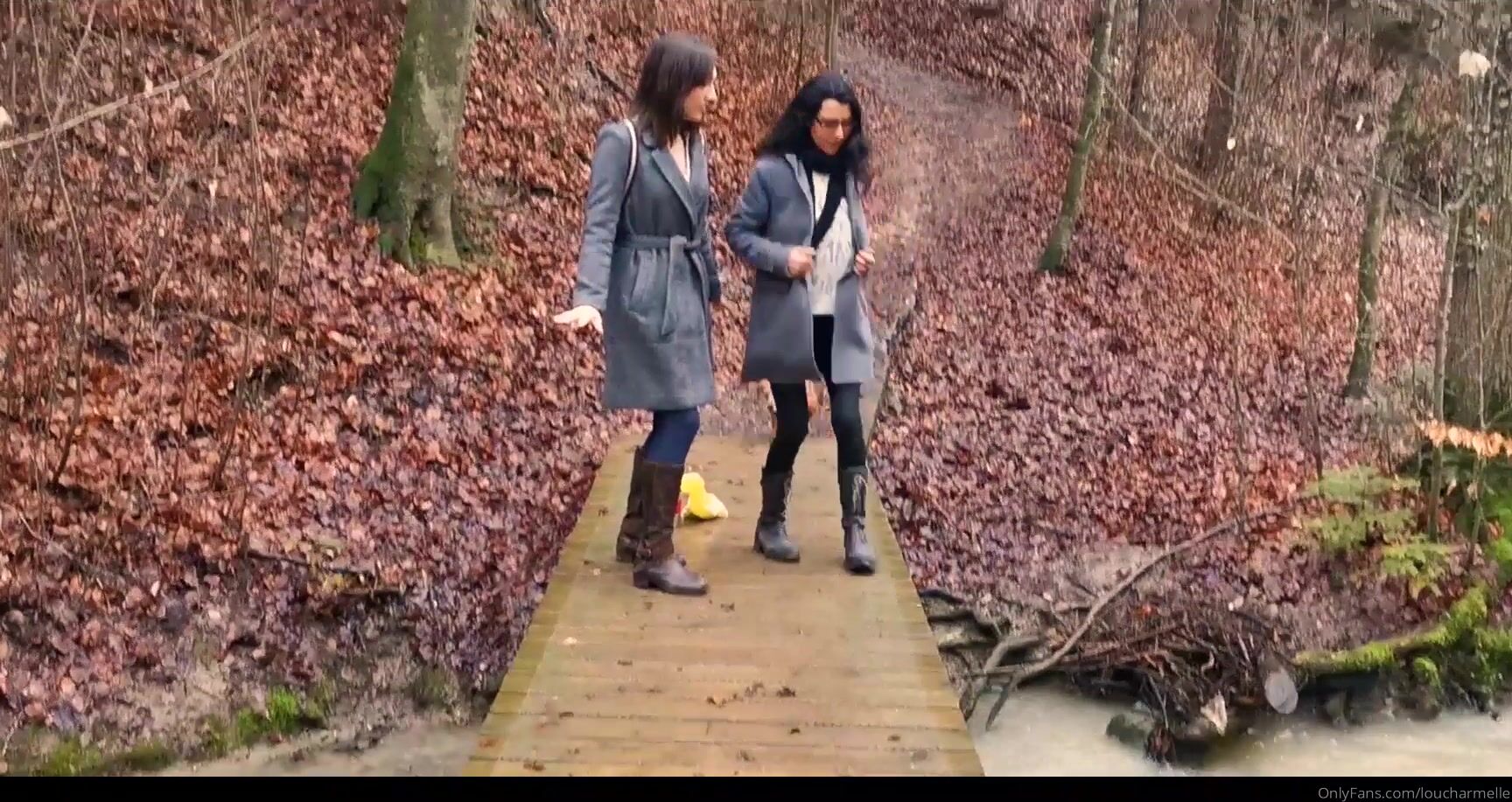 Loucharmelle Video Blog Dans Les Bois Avec Lily