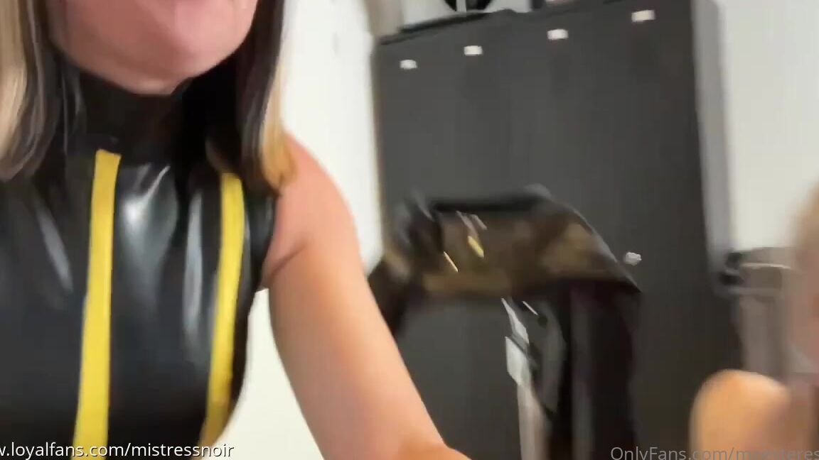 Meesteresnoir Yesterday I Did A Live Streaming Session With Slavegirlnoortje Here Is The Result It W