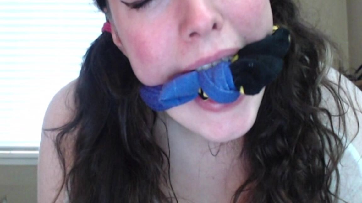 Ballgagged,Big Boobs,Gag Talk,Moaning Fetish,Socks tigger rosey sock gag ManyVids