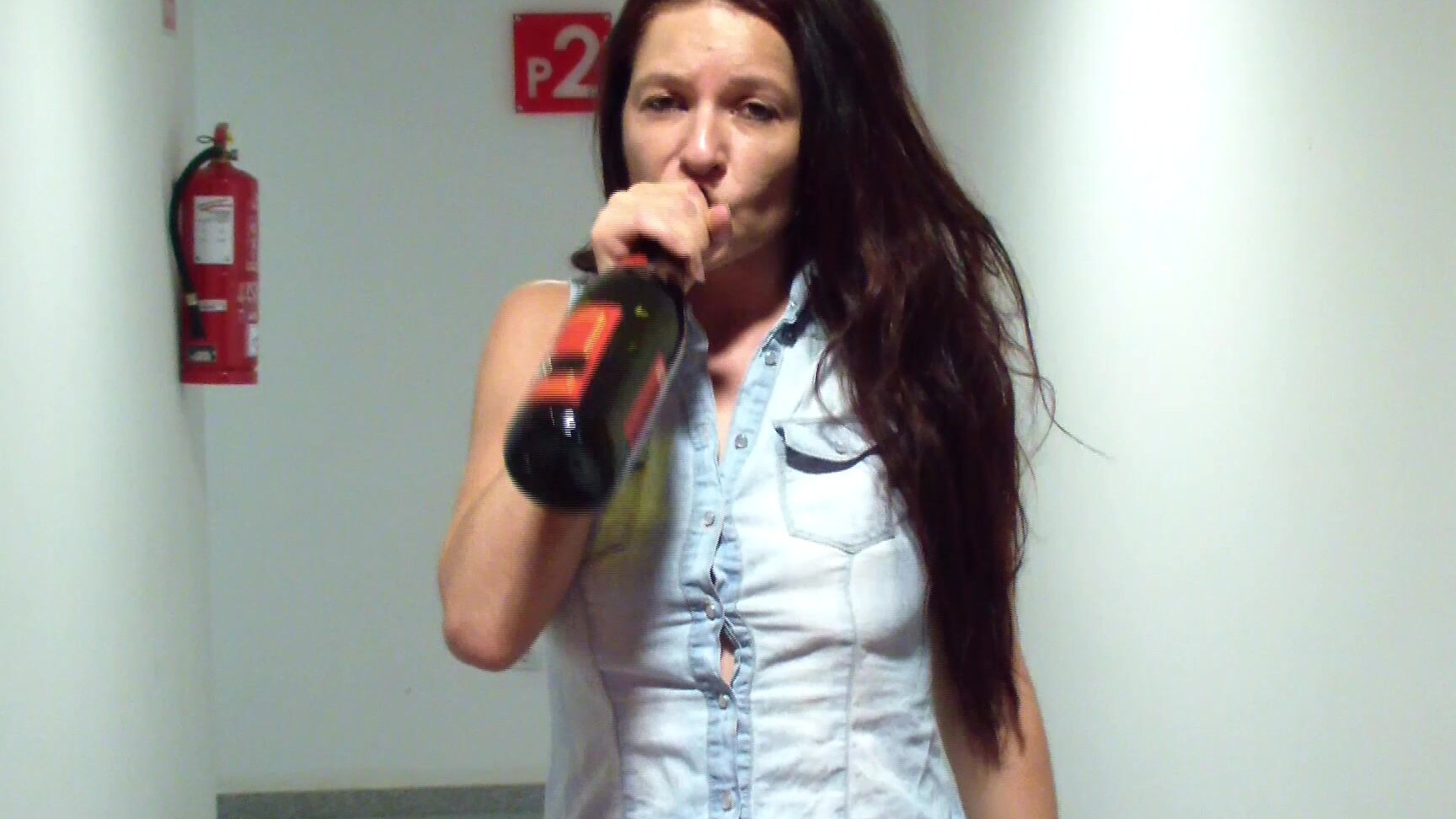 Blow Jobs, Cum In Mouth, Cum Swallowers, Public Blowjob, POV spaingirl pov public risk bj in the elevator ManyVids