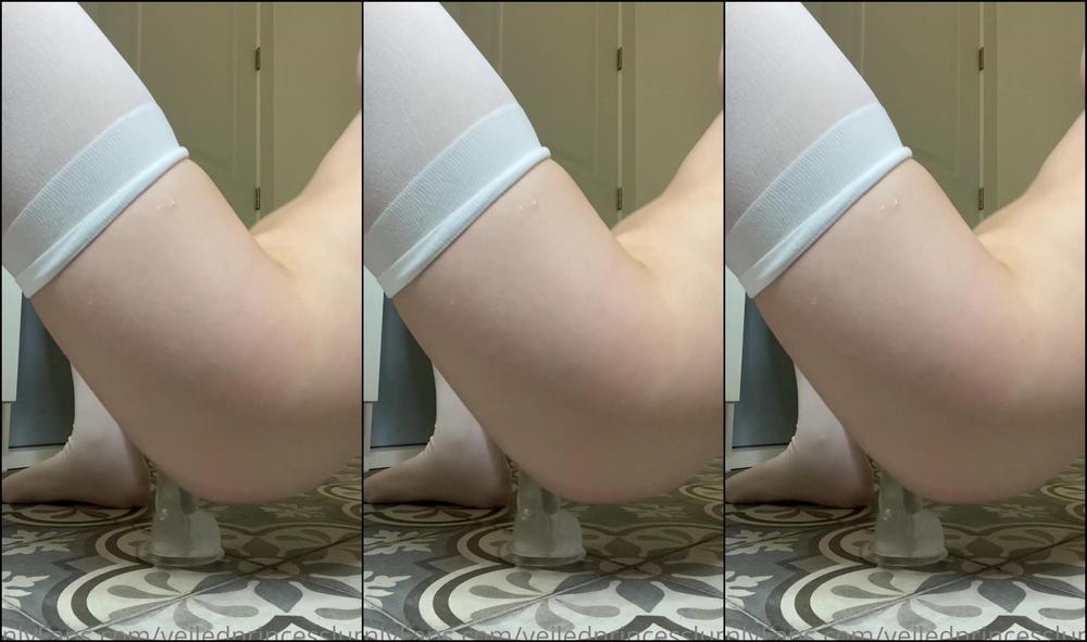 Veiledprincessluna Riding My See Through Dildo And Squirting A B