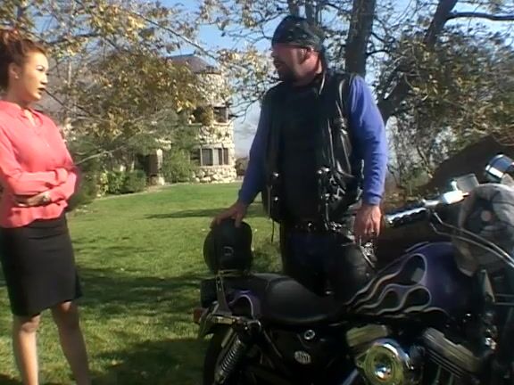 "Tawny Roberts, Ava Vincent, Juliana Kincaid, Cherie, Sin-nye (as Sin Nye Lang), Herschel Savage, Dick Nasty, Rick Patrick (as Rick Roberts), Dino Bravo, Don Fernando, Marty Romano, Robert Martin, Kitty Rizzo, Johnny Infield, Rob Spallone" Feature Lu