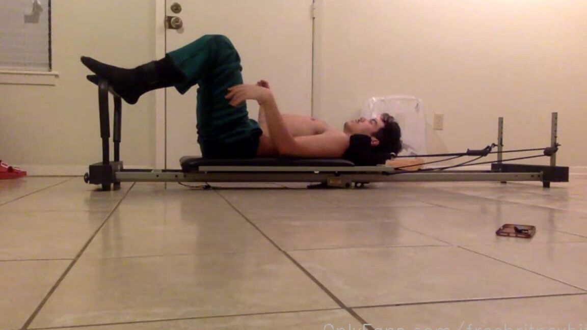 Freebritneybitch A Little Work Out Moment Maybe I Could Post Mat Classes Here What Yall Think