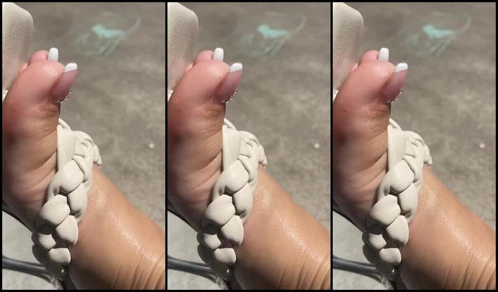 Aminamarie Onlyfans These Are Cute You See The Tan Line On My Toe First Time In Forever Not Having Toe Rings Or Ankle 7