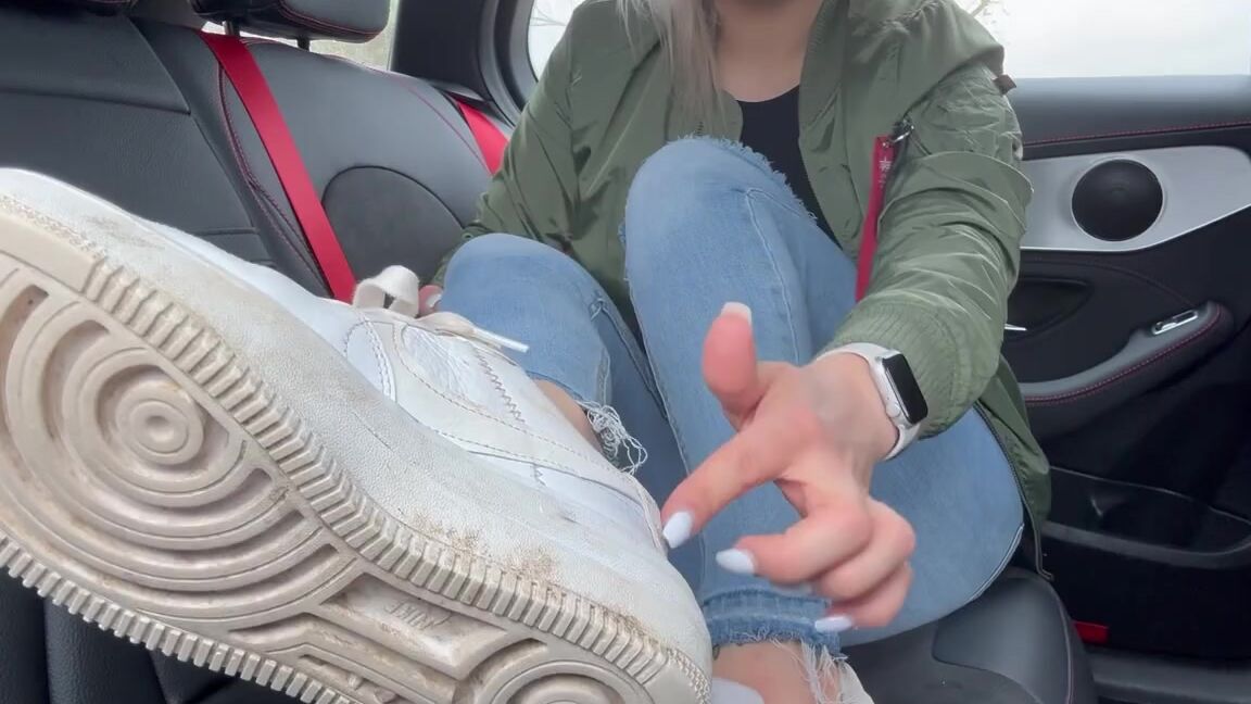 Mrs Larry Onlyfans Er Hatte Die Erlaubnis Bekommen Nach Dem Training In Mein Auto Zu Steigen Alles Zu Tun Was Ich 6Z