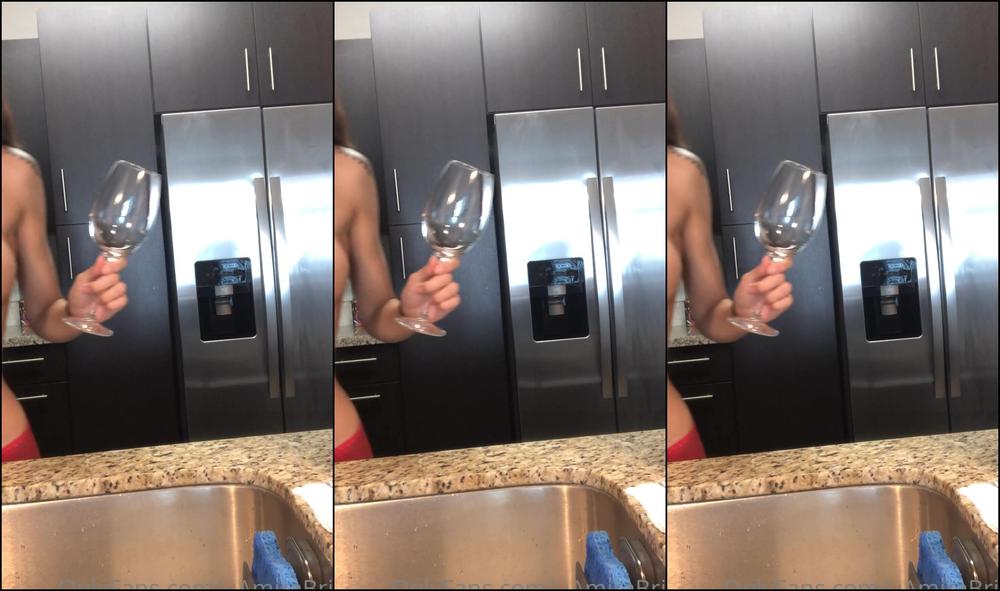 Amira Brie Onlyfans Eb Ef Ac C A Source Video