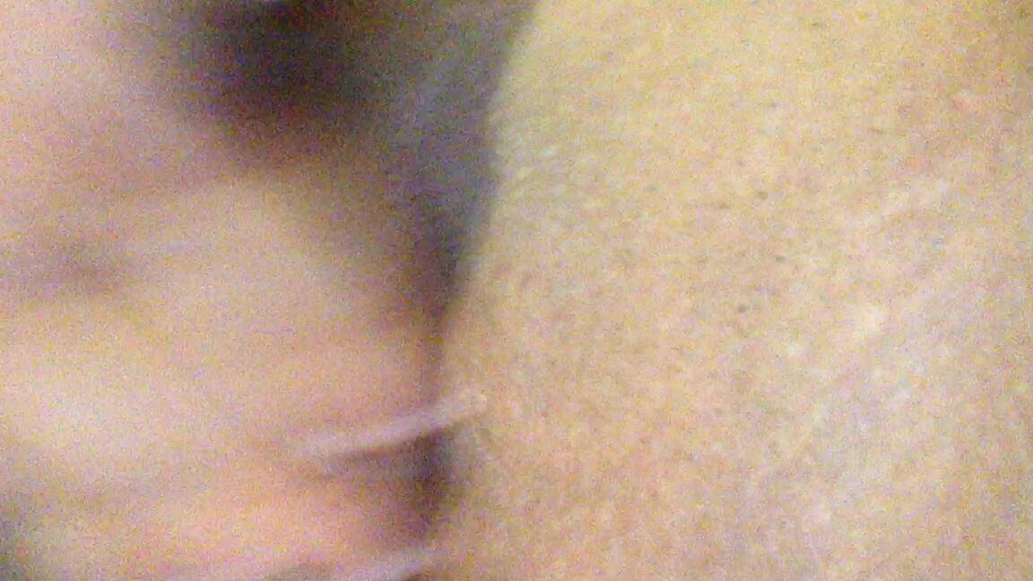 Missbustylatina Red Lipstick Fingering