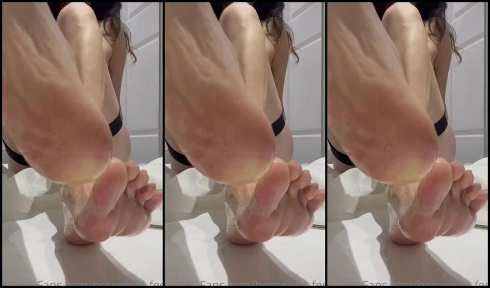 Bornroyal Feet Onlyfans What Would You Give To Press Your Face On My Oily Feet