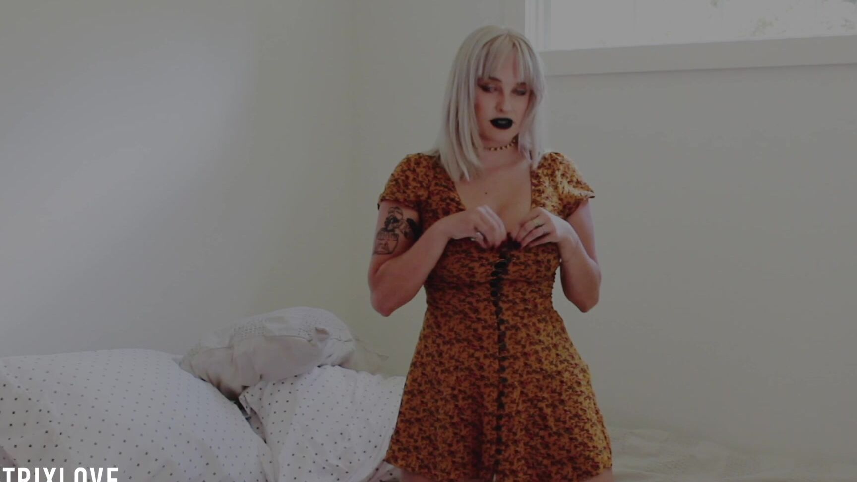 Beatrixlove Goddess Strips