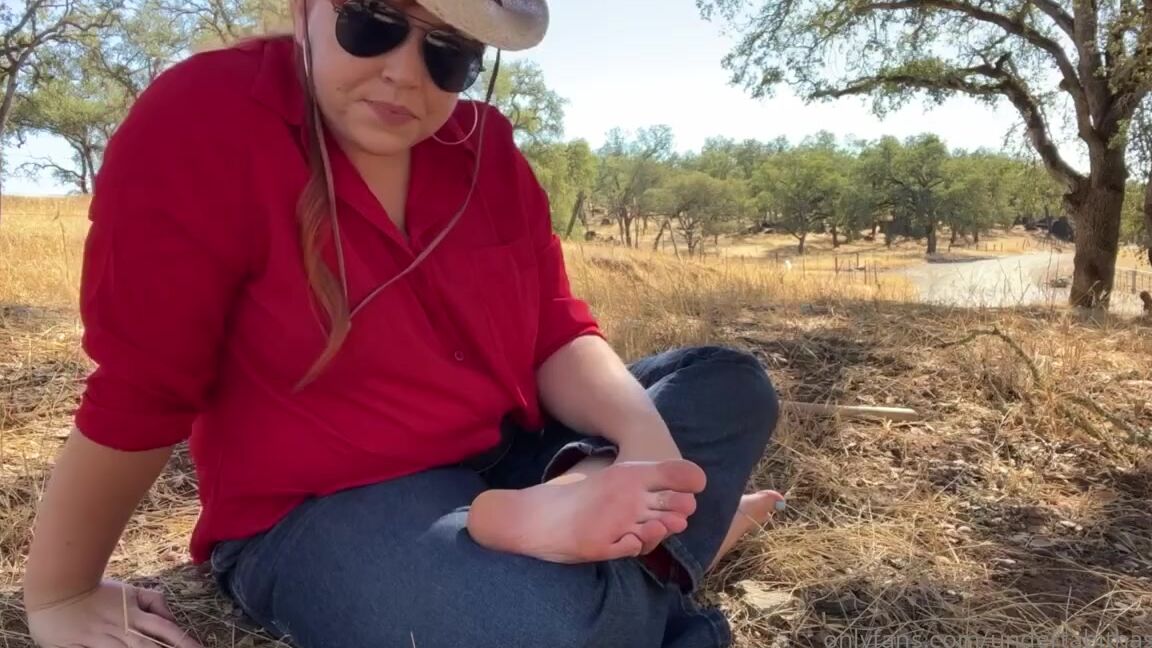 Tabitha Toes Nicknamed Tabithatoes 10 26 2022 Onlyfans Video Warden Walker Punishes You 11 Min Youve Been Called Into The Wardens Office