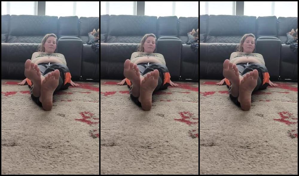 Mplfeet Vip Nicknamed Mplfeet Vip 04 19 2025 Onlyfans Video I Should Take My Clothes Off