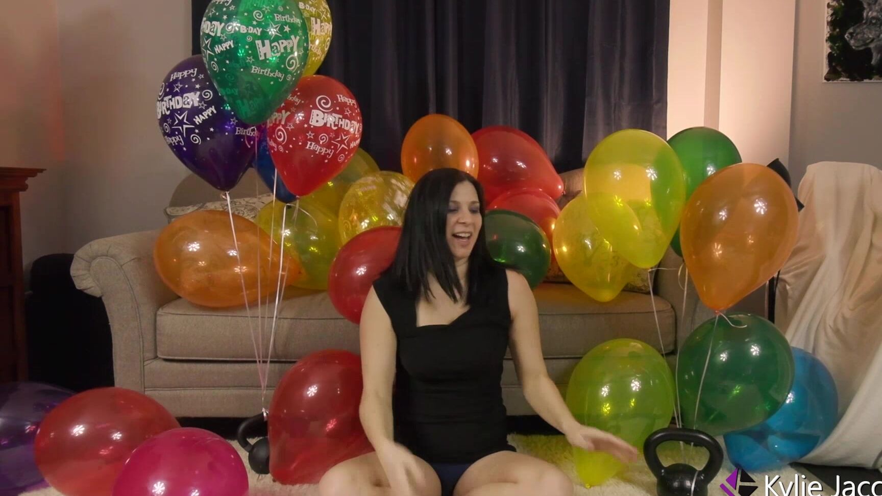 Kylie Jacobs Balloon_Your-Special-Birthday-Party