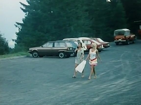 "Mix" Feature, All Sex, Blowjob L'Été Les Petites Culottes S'Envolent. Flying Skirts Alpha France