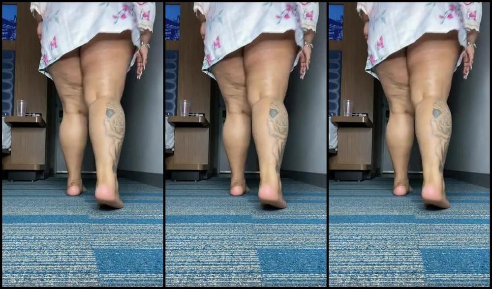 Iwantnique Onlyfans We Both Know What You Re Here For Cum Watch How These Meaty Feet Press Against The