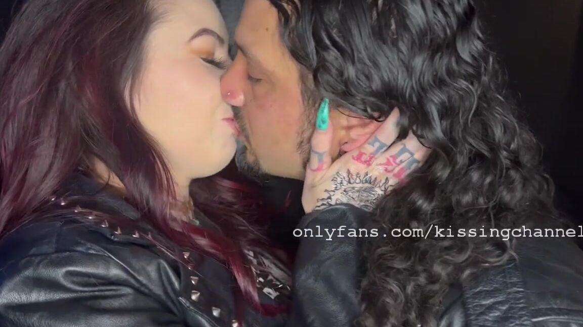Kissingchannel Nicknamed Kissingchannel 03 19 2022 Onlyfans Video Cris And Joslyn Kissing