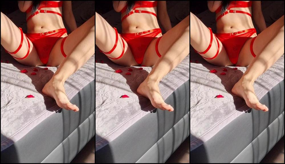 Atomicbrunette18 613