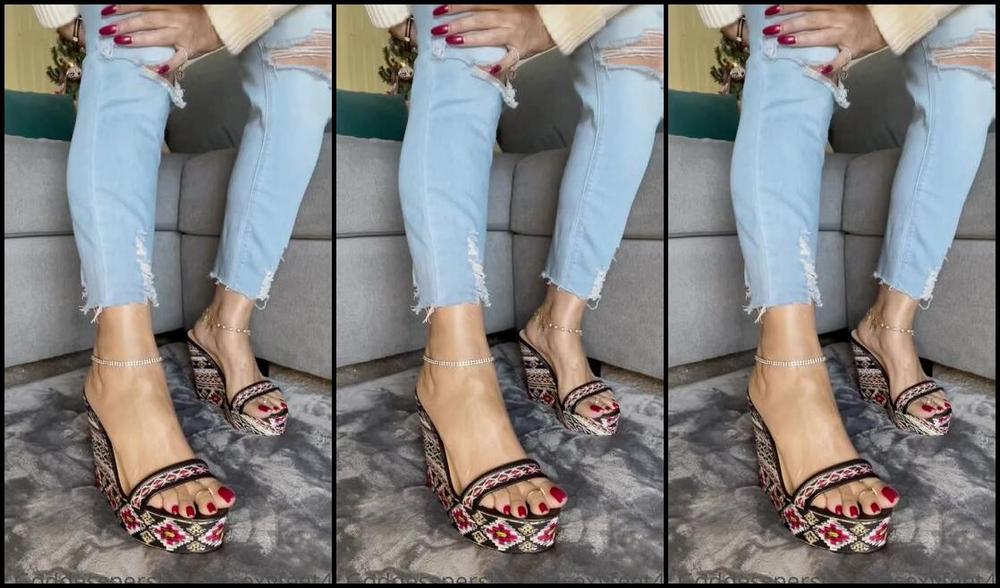 Sexyfeet47 Onlyfans Happy Friday Don T Forget It S Payday