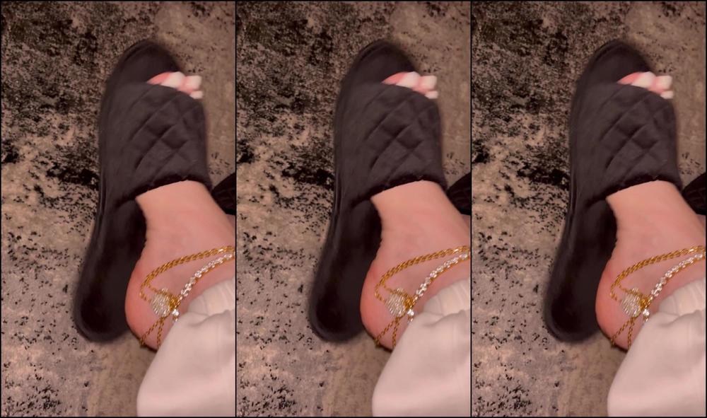 Goddessfendi 3579270797 11 25 2024 I Made A Sexy Worship And Fj In My Gorgeous White Pedi Today Finally Do You