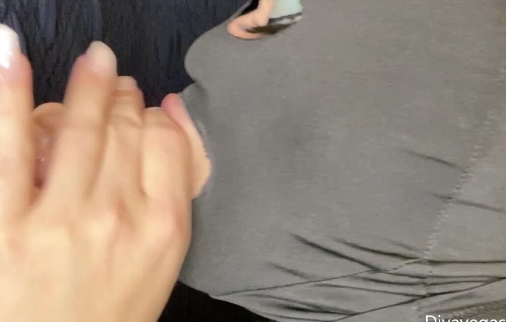 Divavegasgh Long Arizona Dick Huge Cumshot