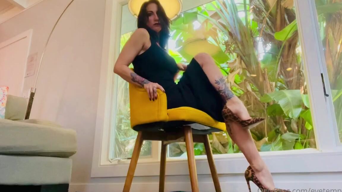 Temptress Raven Eve Aka Evetemptress Onlyfans Your Sub Space Makes Me High And Making You Weak For Me By Sexually Teasing Taunting You Is My Kin