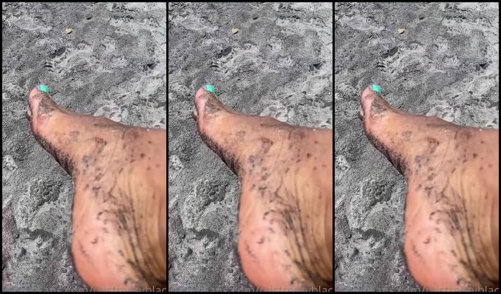 Mistress V Black Nicknamed Mistressvblack Onlyfans Dirty Feets