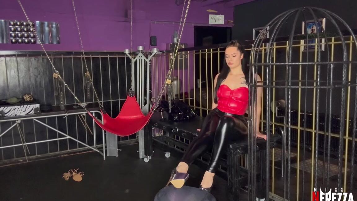Missnerezza Onlyfans Short Playing Clip With My Slave Are You Worthy Of Serving Your Italian Princess Tnu