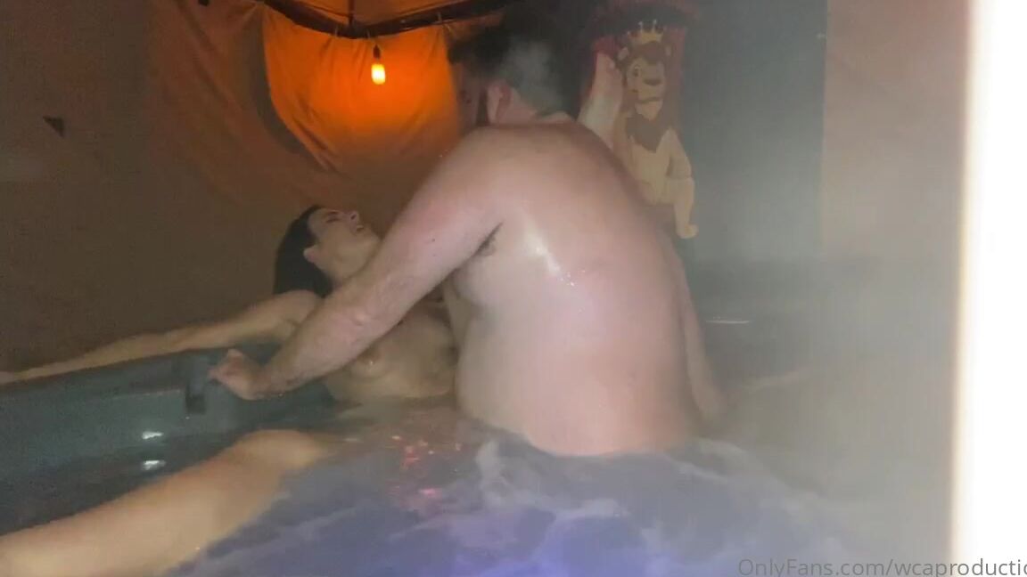 Wcaproductions Hot Tub Quickie Sex With Iamhelenaprice