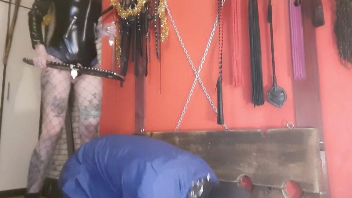 Dominatrix Nika Sperm games. The dominatrix brings used condoms and pours the contents over her slave's head. Pornhub