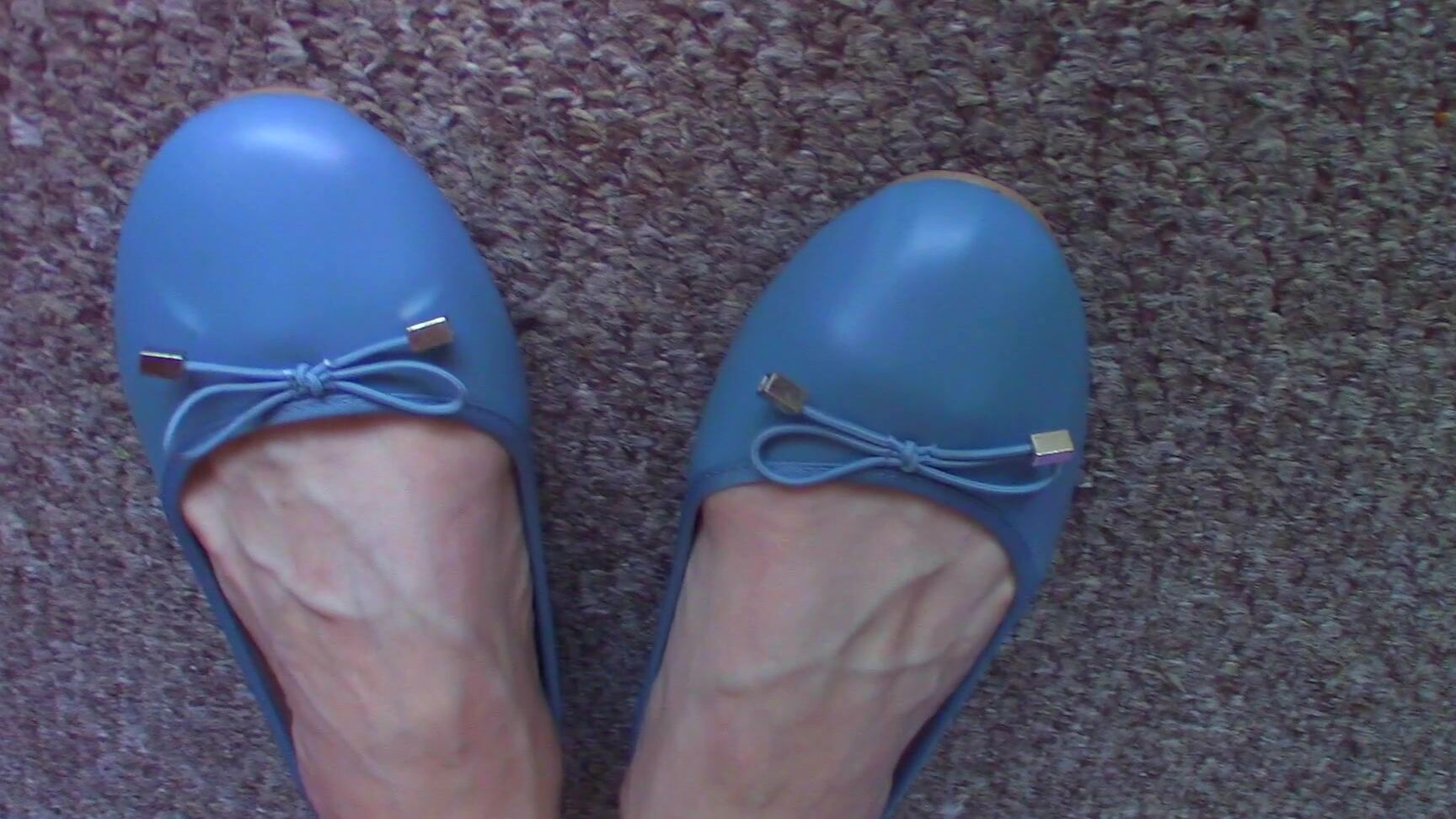 "Goddess Vanessa" feet, ballet flats, foot fetish, shoe & boot worship, toe wiggling Blue FLATS Goddess View manyvids