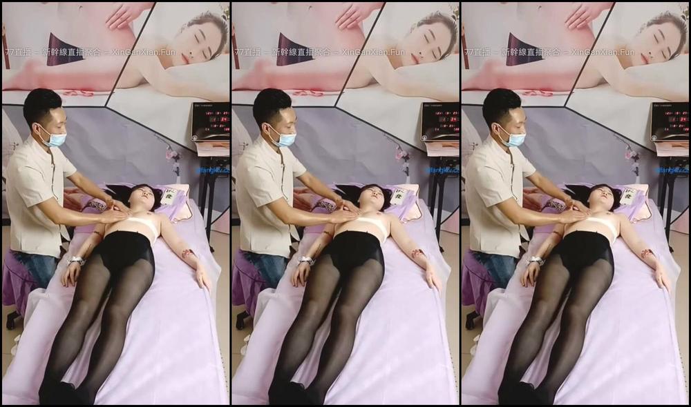 All Sex, Massage A young woman with beautiful black silk legs came to the health center Mix