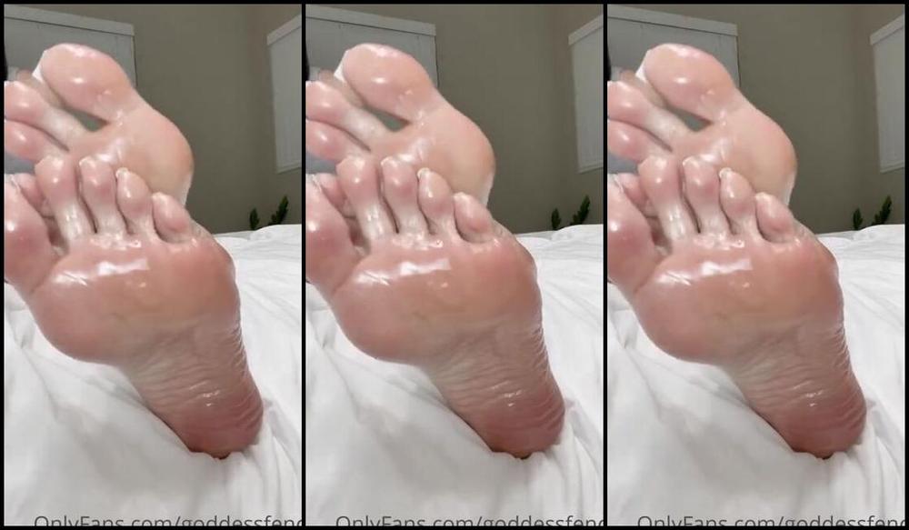Fendi Feet Aka Goddessfendi Onlyfans I Know You Ve Missed These Big Soft Perfect Soles I Want You All To Make A Big Mess For Your Goddesp