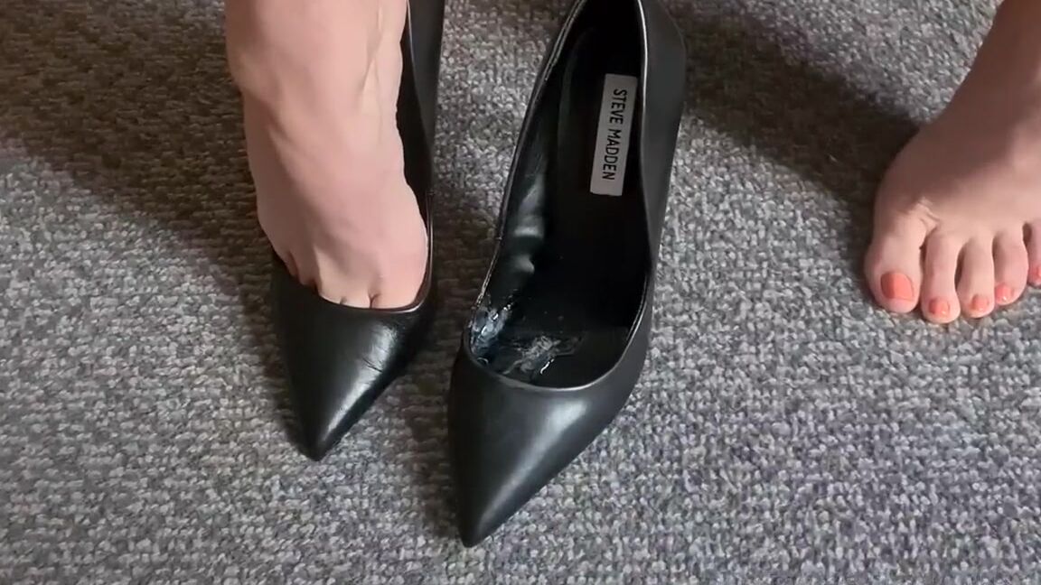 The Foot Queen Of England Aka Queengf90Premium Onlyfans Video 971