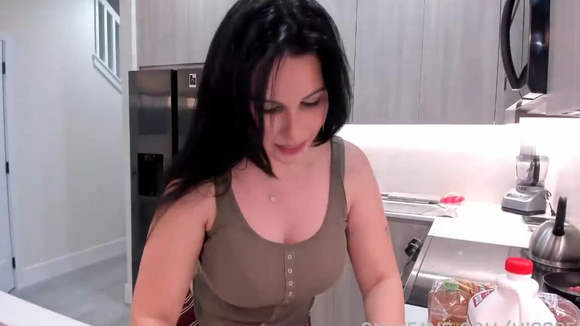 Missbella Onlyfans Stream Started At 10032022 0333 Am Happy To Be Back In This Stream Dancing Politics Bad Cooking
