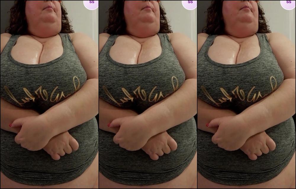 Busty Sierra 2288536320 11 30 2021 Watch Me Jiggle My Oily J Cups See How Angry My Face Is That S Because You