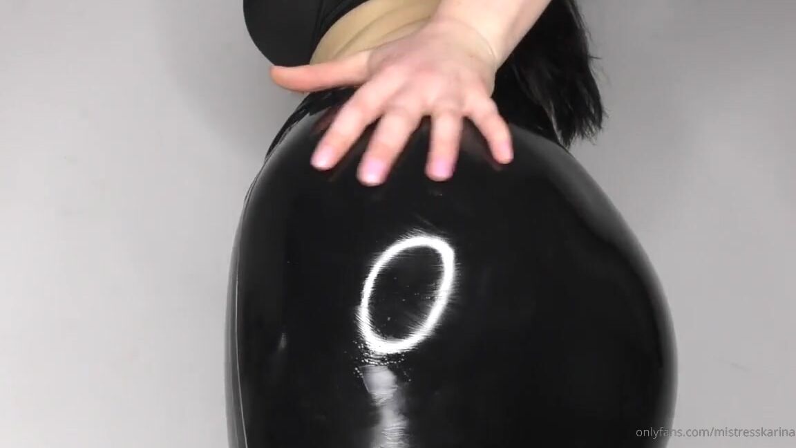 Karina Kalashnikova Nicknamed Mistresskarina Onlyfans Latex Ass Worship Full 6 Min Clip