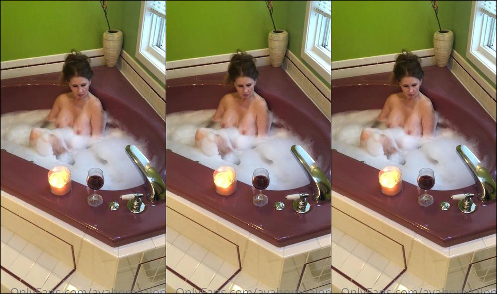 Avahomealone It S Important To Practice Self Care Boys Take A Bath With Mommy