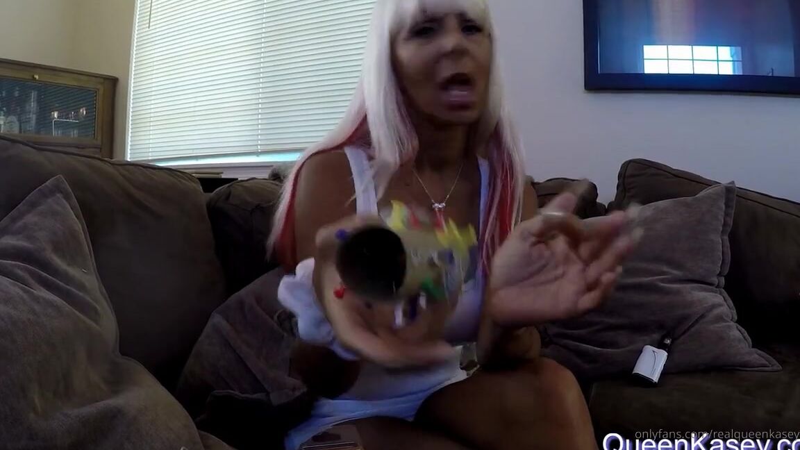 Queenofmean Nicknamed Realqueenkasey 03 15 2019 Onlyfans Video I Force You To Jerkoff Using My Special Homemade Fleshlight Designed Just For Slaves